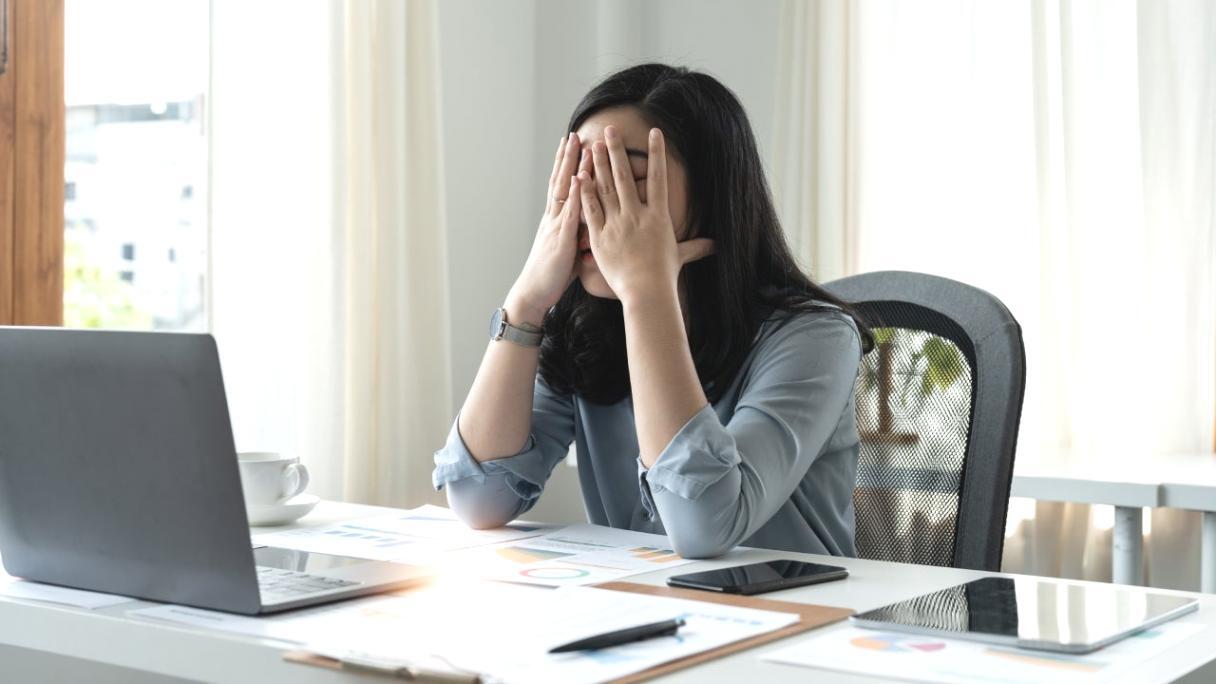 Individuelle Beratungssituation mit persönlichen Finanzplänen